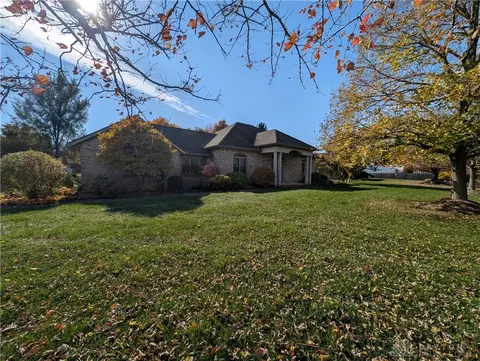 705 E Lexington Rd, Eaton, OH 45320