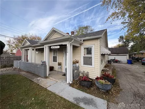 4905 W 2nd St, Dayton, OH 45417