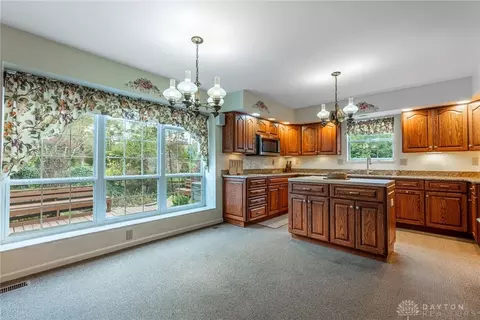 7702 Normandy Ln, Centerville, OH 45459 photo 12