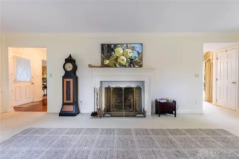 7702 Normandy Ln, Centerville, OH 45459 photo 4