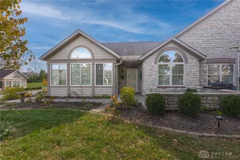 3341 Greenburn Rd, Beavercreek, OH 45434