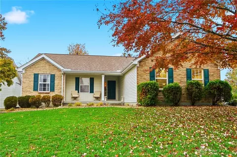 845 Village Green Pkwy, Maineville, OH 45039