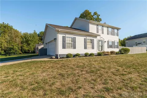 6047 Summersweet Dr, Clayton, OH 45315