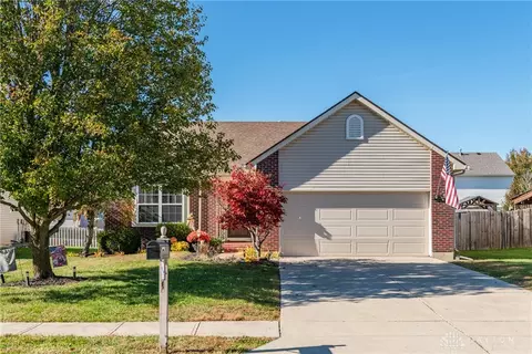 53 Hawkins Ct, Germantown, OH 45327
