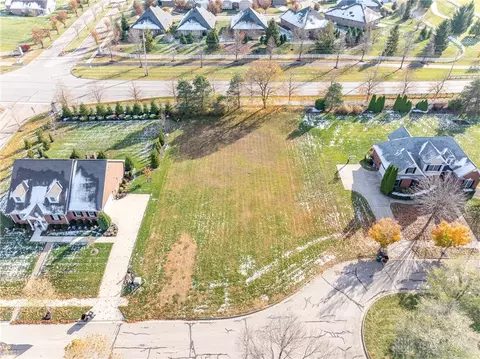 1382 S Prestonwood Ct, Beavercreek Twp, OH 45385
