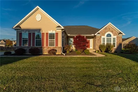 3029 Cattail Dr, Tipp City, OH 45371