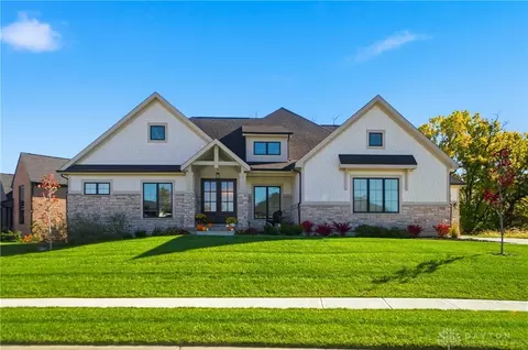 1960 Horseshoe Bnd, Washington Township, OH 45458