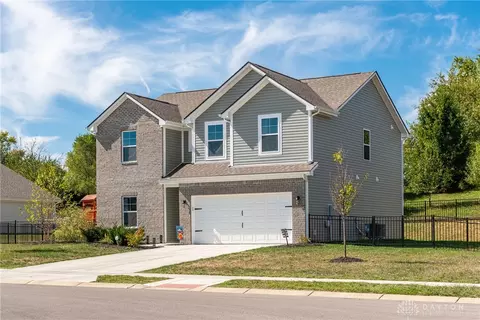 104 Mound Builder Pl, Carlisle, OH 45005