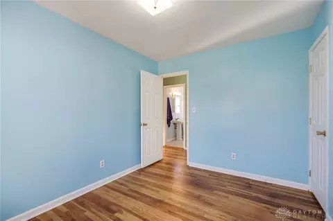 Bedroom - 94 Circle Dr, Fairborn, OH 45324 photo 6 of 6
