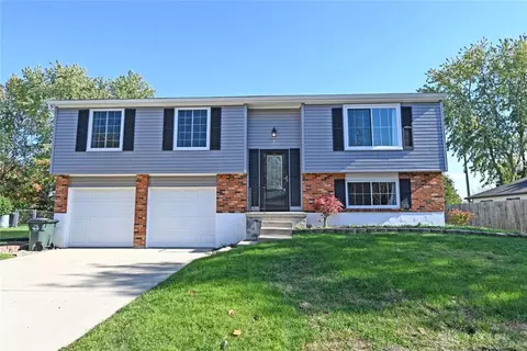 1350 Vista Ridge Dr, Miamisburg, OH 45342