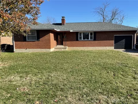 428 Burns Ave, West Carrollton, OH 45449