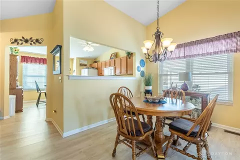 Dining - 162 Catherine Ct, Maineville, OH 45039 photo 3 of 4