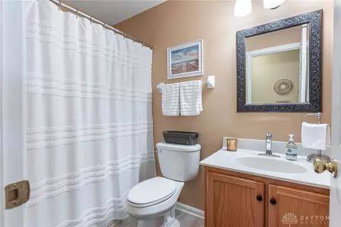 Bath - 162 Catherine Ct, Maineville, OH 45039 photo 2 of 2
