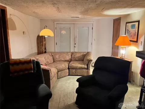 Living - 7404 Perry St, Cincinnati, OH 45231 photo 1 of 3