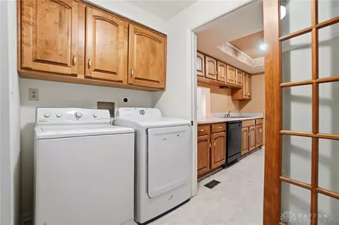 4850 Foxdale Dr, Kettering, OH 45429 photo 32