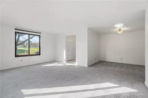 4850 Foxdale Dr, Kettering, OH 45429 photo 5