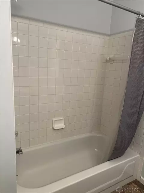 3126 Lakeview Ct #3126, Springfield, OH 45503 photo 17