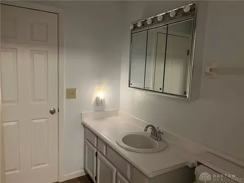 3126 Lakeview Ct #3126, Springfield, OH 45503 photo 12
