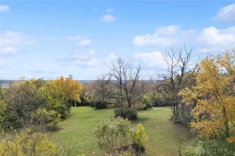 4533 State Route 4, Dayton, OH 45424