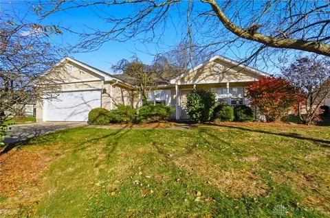 1029 Meadow Thrush Dr, Clayton, OH 45315