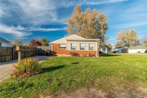 2159 Gipsy Dr, Dayton, OH 45414