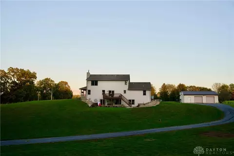 Exterior - 6421 Moorefield Rd, Springfield, OH 45502 photo 10 of 15