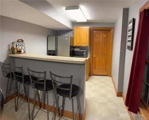 Kitchen - 6421 Moorefield Rd, Springfield, OH 45502 photo 7 of 8