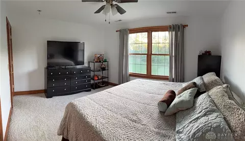 Bedroom - 6421 Moorefield Rd, Springfield, OH 45502 photo 6 of 12