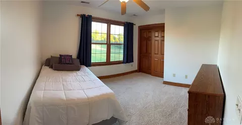 Bedroom - 6421 Moorefield Rd, Springfield, OH 45502 photo 1 of 12