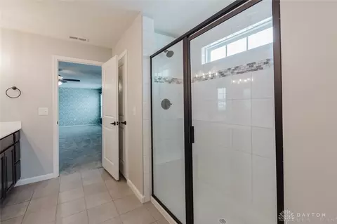 Bath - 8754 Elysee Cir, Washington Township, OH 45458 photo 5 of 8