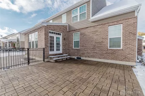 Exterior - 8754 Elysee Cir, Washington Township, OH 45458 photo 6 of 10