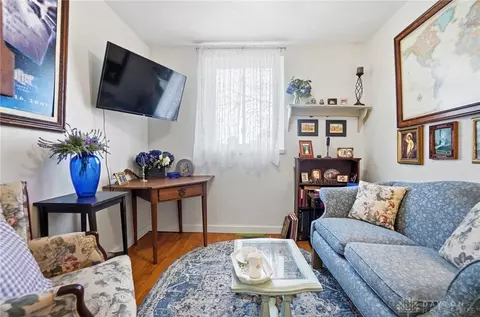 Living - 7475 Detrick Jordan Pike, Springfield, OH 45502 photo 6 of 10