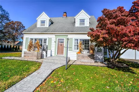 1001 Buckingham Rd, Dayton, OH 45419