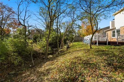 2465 Owlcrest Dr, Cincinnati, OH 45231 photo 55