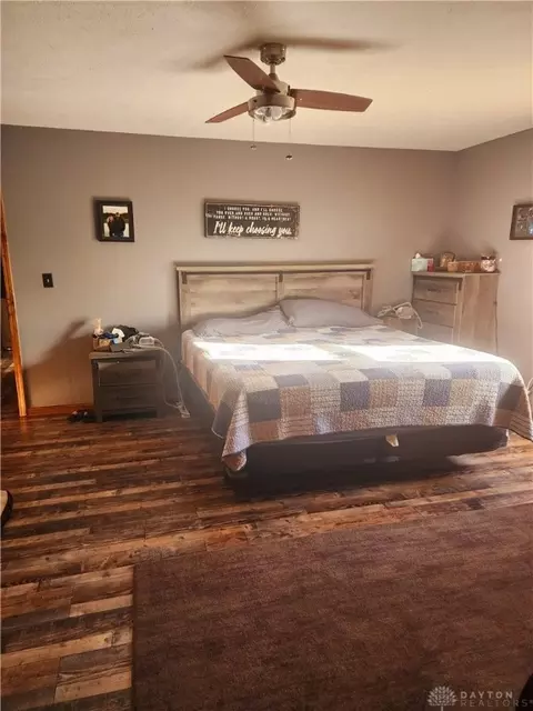572 S Main St, De Graff, OH 43318 photo 9