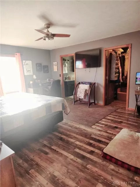 572 S Main St, De Graff, OH 43318 photo 11