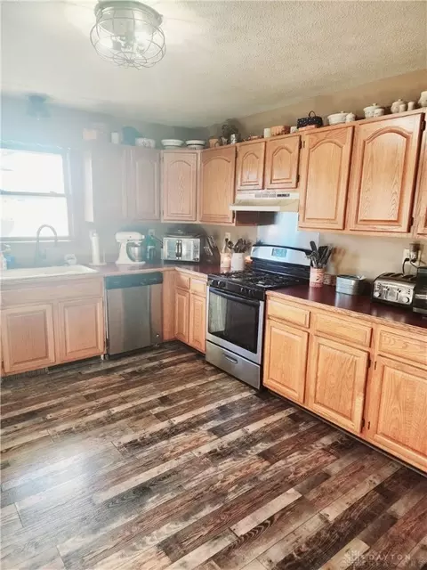 572 S Main St, De Graff, OH 43318 photo 7