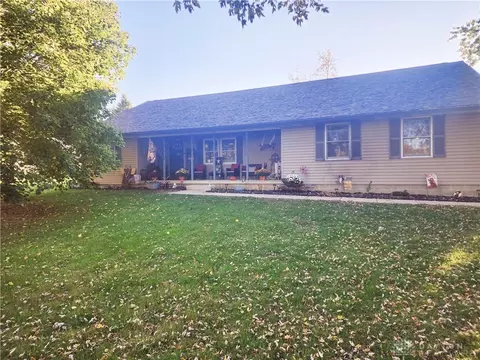 572 S Main St, De Graff, OH 43318 photo 17