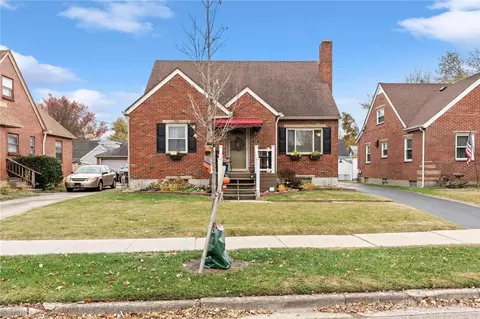 916 Warrington Pl, Dayton, OH 45419