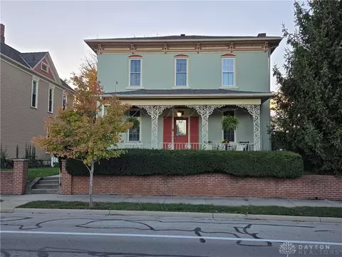 212 N Main St, Ansonia, OH 45303