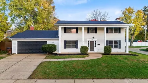 640 Hillcrest Dr, Fairborn, OH 45324