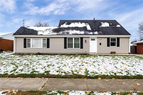 2142 Michigan Dr, Xenia, OH 45385