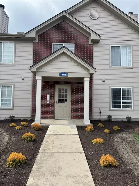 1756 Waterstone Blvd #208, Miamisburg, OH 45342