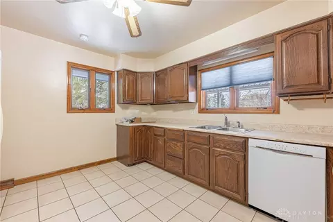 1324 Urban Ave, Dayton, OH 45429 photo 9
