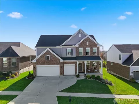 5241 Greenview Ln, Lebanon, OH 45036