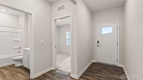 2214 Hackberry St, Springfield, OH 45505 photo 9