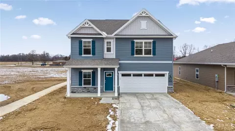 2215 Hackberry St, Springfield, OH 45505 photo 2