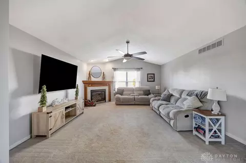 5341 Roden Park Dr, Monroe, OH 45050 photo 4