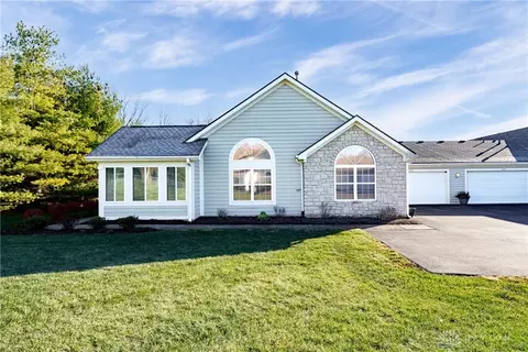 5077 Crescent Ridge Dr, Clayton, OH 45315