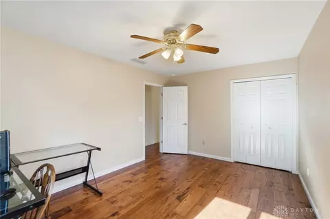 Bedroom - 551 Cottingwood Ct, Kettering, OH 45429 photo 3 of 3